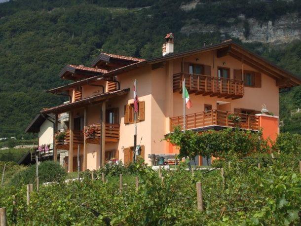 Agritur Le Pergole Hotel Villa Lagarina Ngoại thất bức ảnh