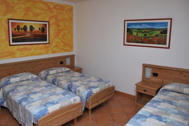 Agritur Le Pergole Hotel Villa Lagarina Phòng bức ảnh